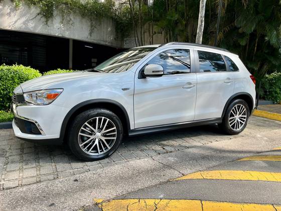 MITSUBISHI ASX 2.0 AWD 16V FLEX 4P AUTOMÁTICO